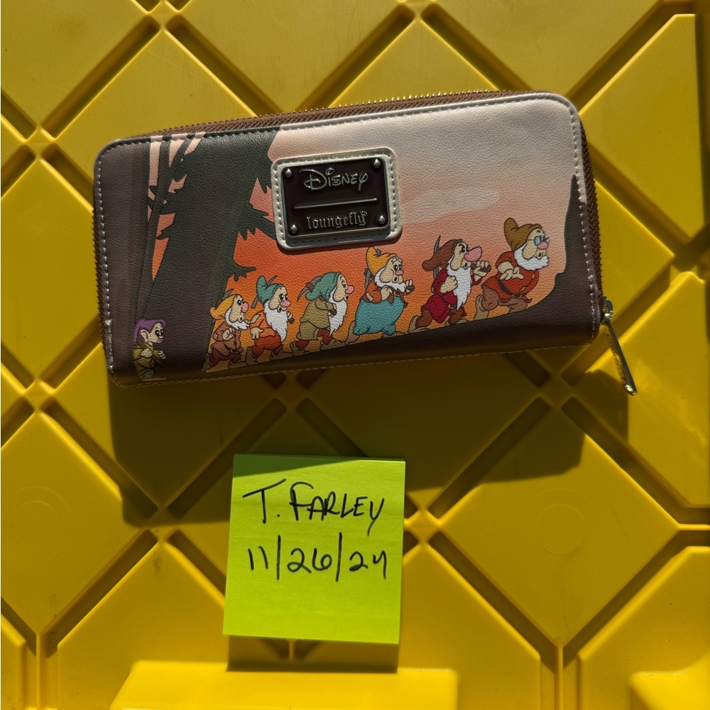 Disney Loungefly Seven Dwarfs Wallet